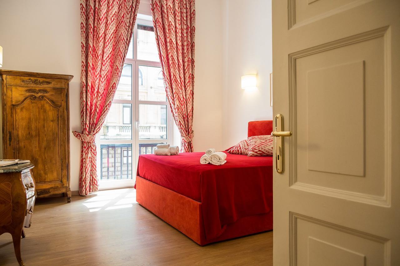 Prestigious Apartment Via Barberini Рим Екстериор снимка