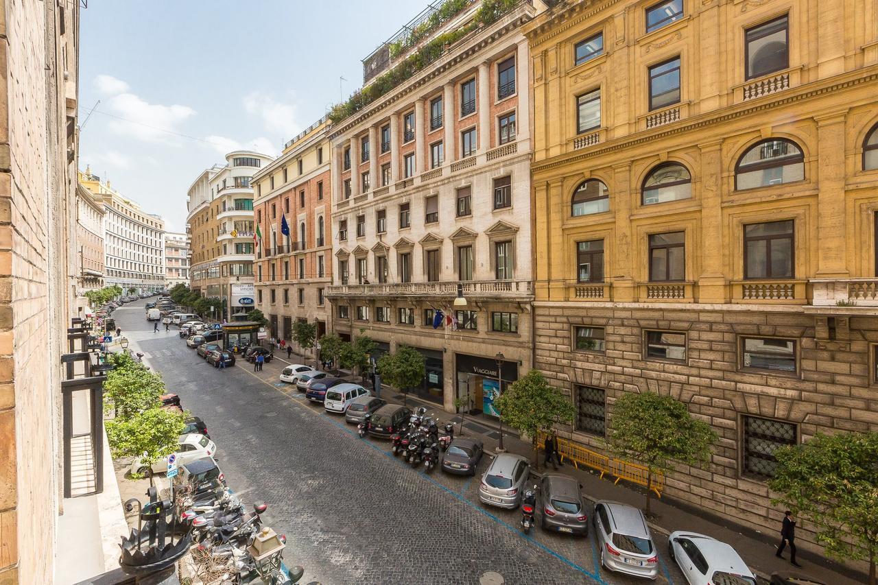 Prestigious Apartment Via Barberini Рим Екстериор снимка