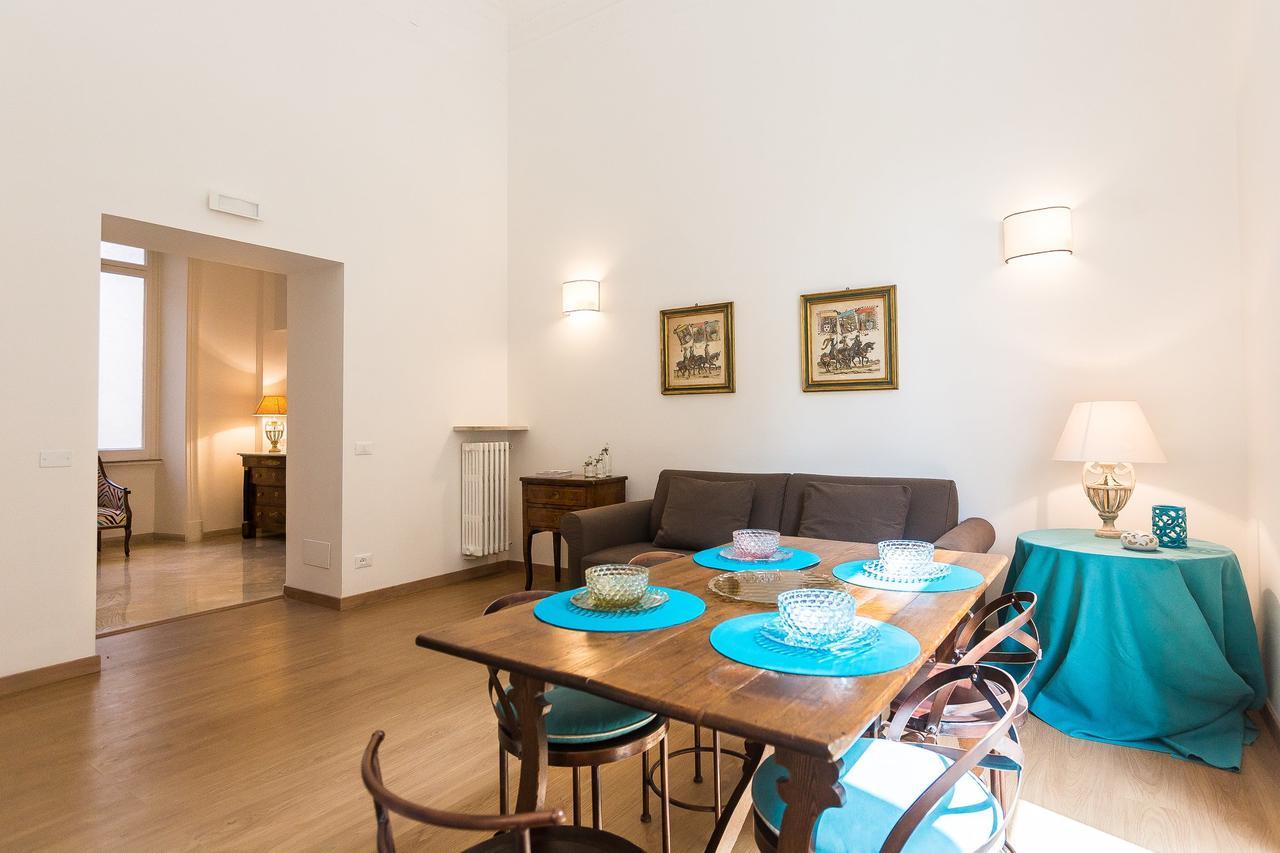 Prestigious Apartment Via Barberini Рим Екстериор снимка
