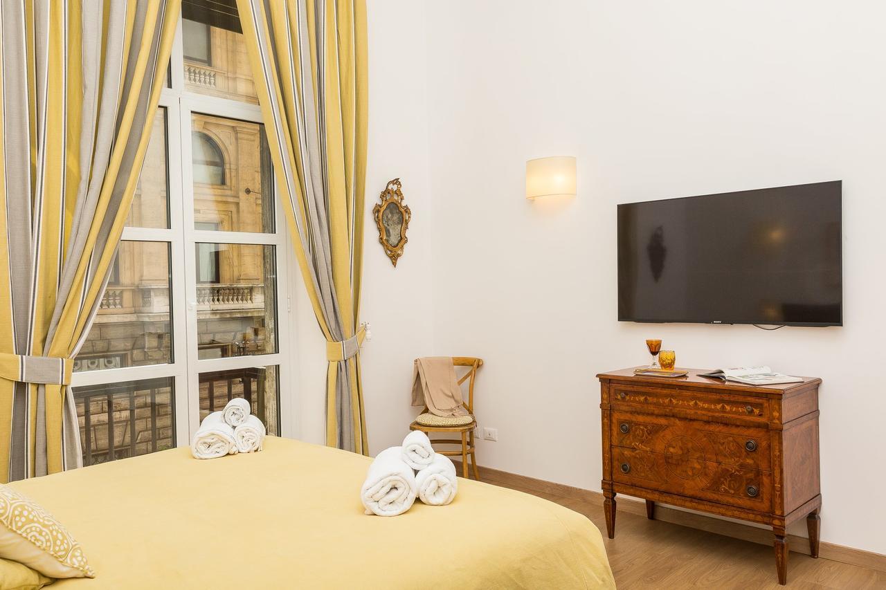 Prestigious Apartment Via Barberini Рим Екстериор снимка